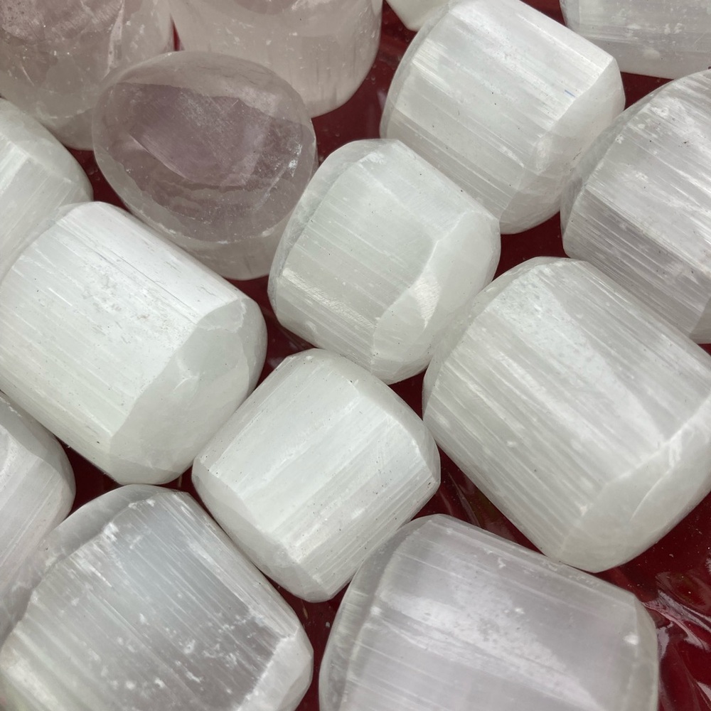 Selenite 1” nugget bundle 5/10.00